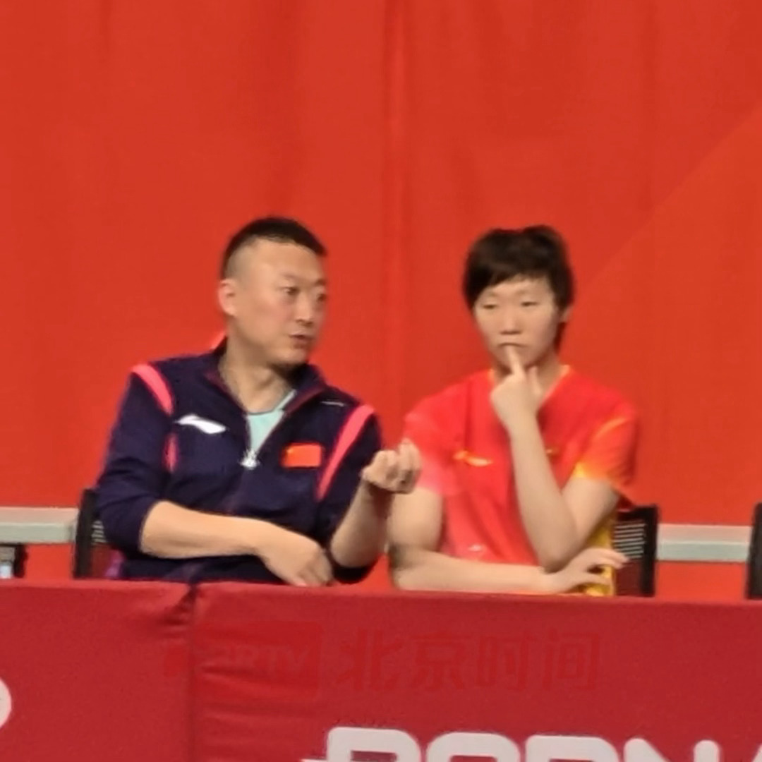 小宝宝[抱抱] （Cr. 北京时间） ​​​
