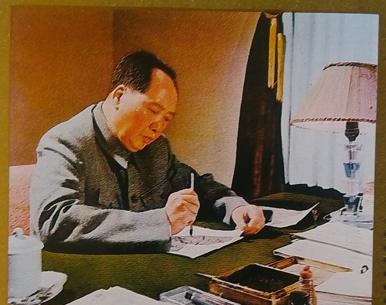 说说《论十大关系》。从1956年2月14日到4月24日，毛主席先后听取国务院34