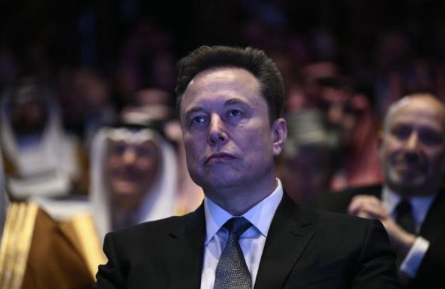 【“有子宫才是女人”？马斯克争议言论引发学界与网友双重反驳】特斯拉 CEO 埃隆