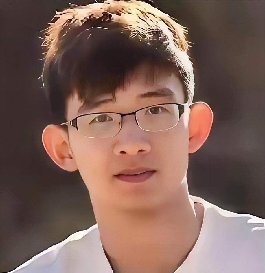 “北大学霸”刘嘉森一语惊人！他说：“我的同学里，父母有钱有势的大有人在，父母是博