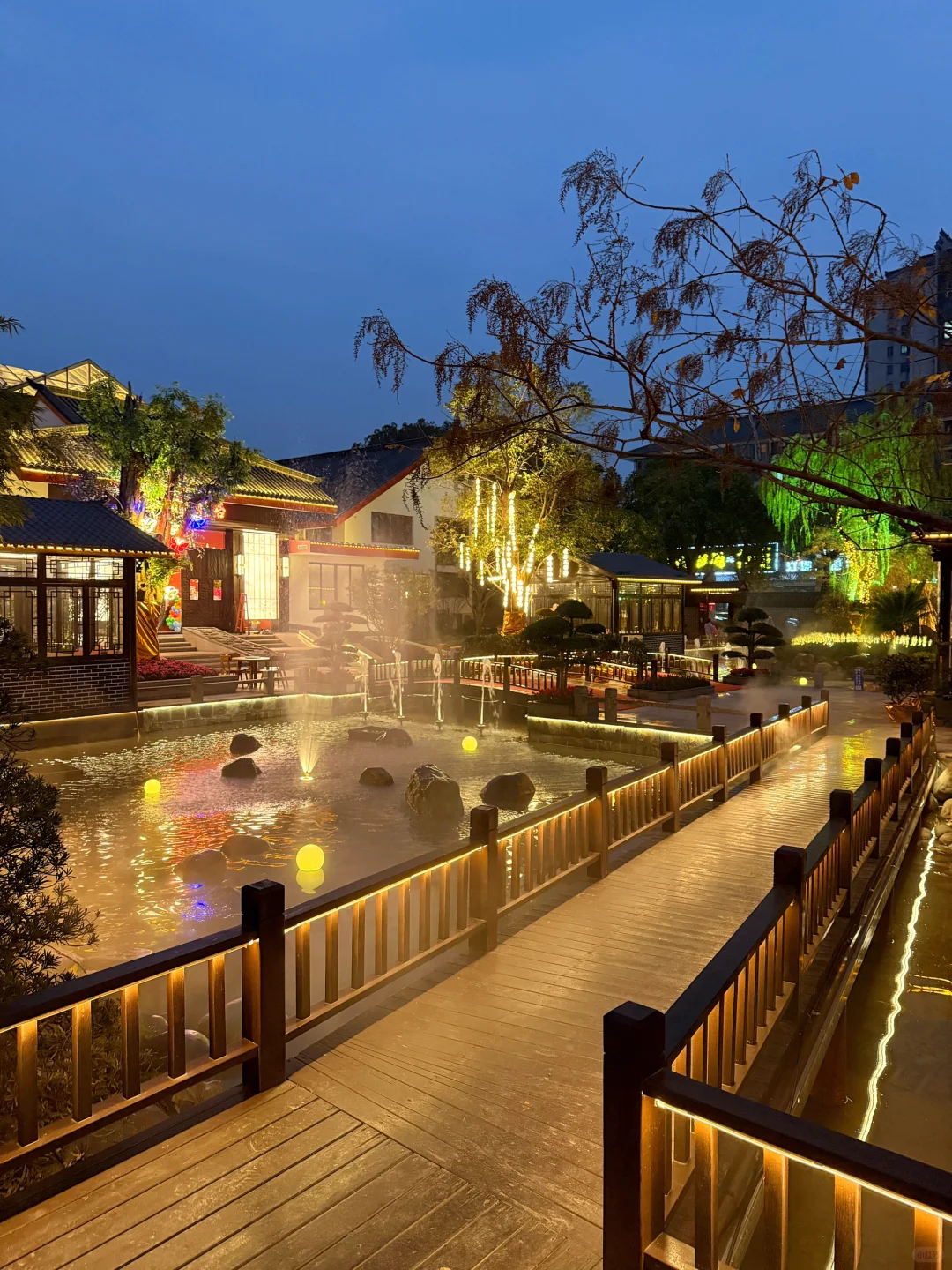 记住长沙这个地方！！在园林里吃饭太舒服了！！