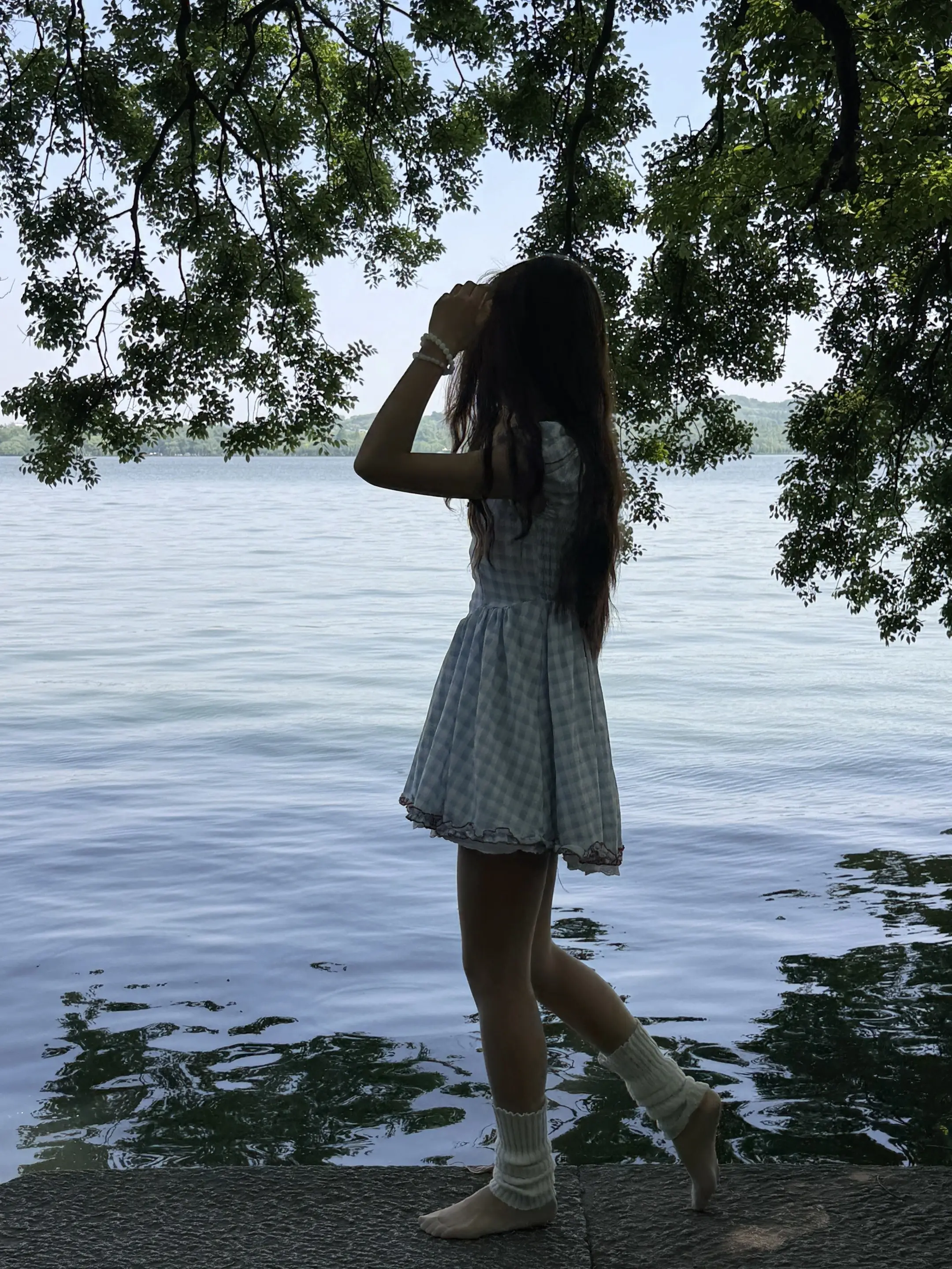 为何却断了情 伤了心