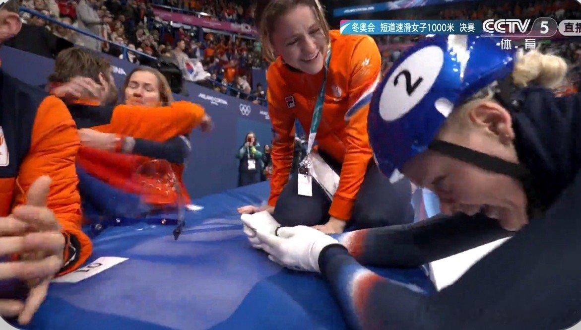 女子1000米 公俐获得第五名桑德拉在获得500米金牌之后又获得了1000米金牌