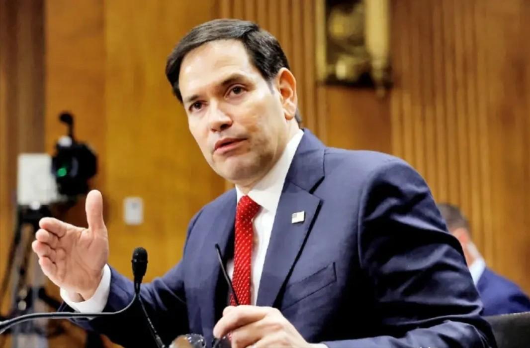 炸弹打不垮伊朗，鲁比奥换了一把软刀子，一刀捅进了伊朗统治集团最见不得光的地方！苏