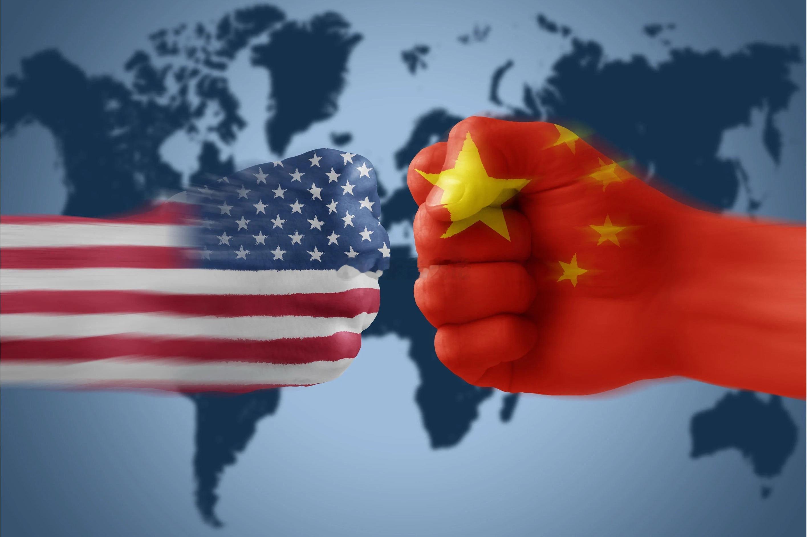 今天的市场回调是正常的，管住手，不要满上！不破不立，急跌都是机会，前提是在暴风雨