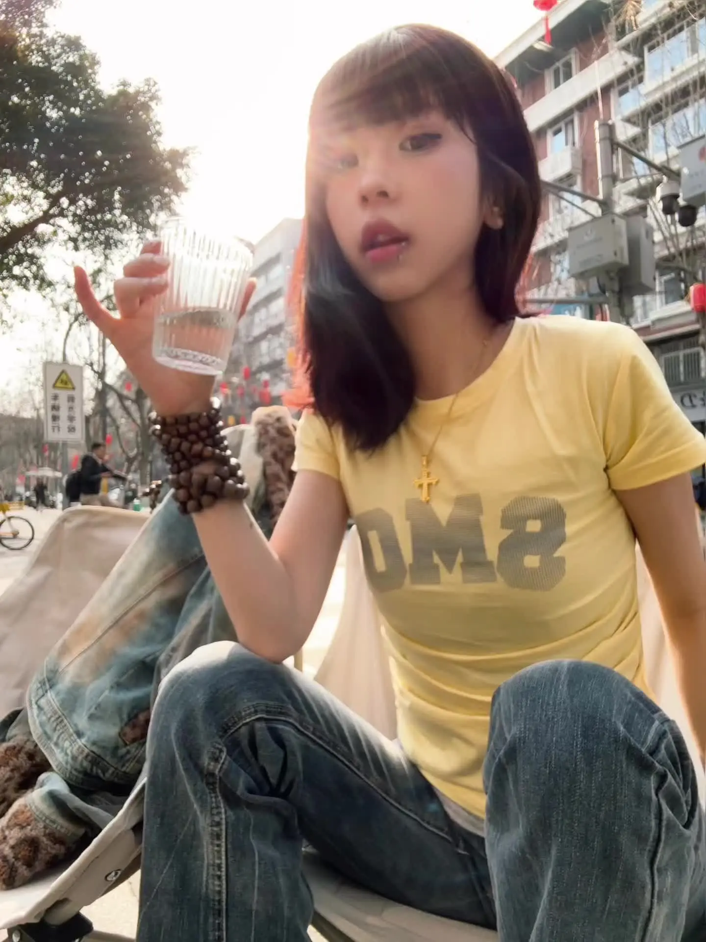 等我阳光自信起来再去见你～