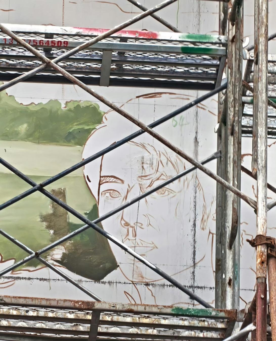 肖战Gucci世界名画3.0又一个打卡名画地诞生，，旁边店铺老板该开心了肖战肖战