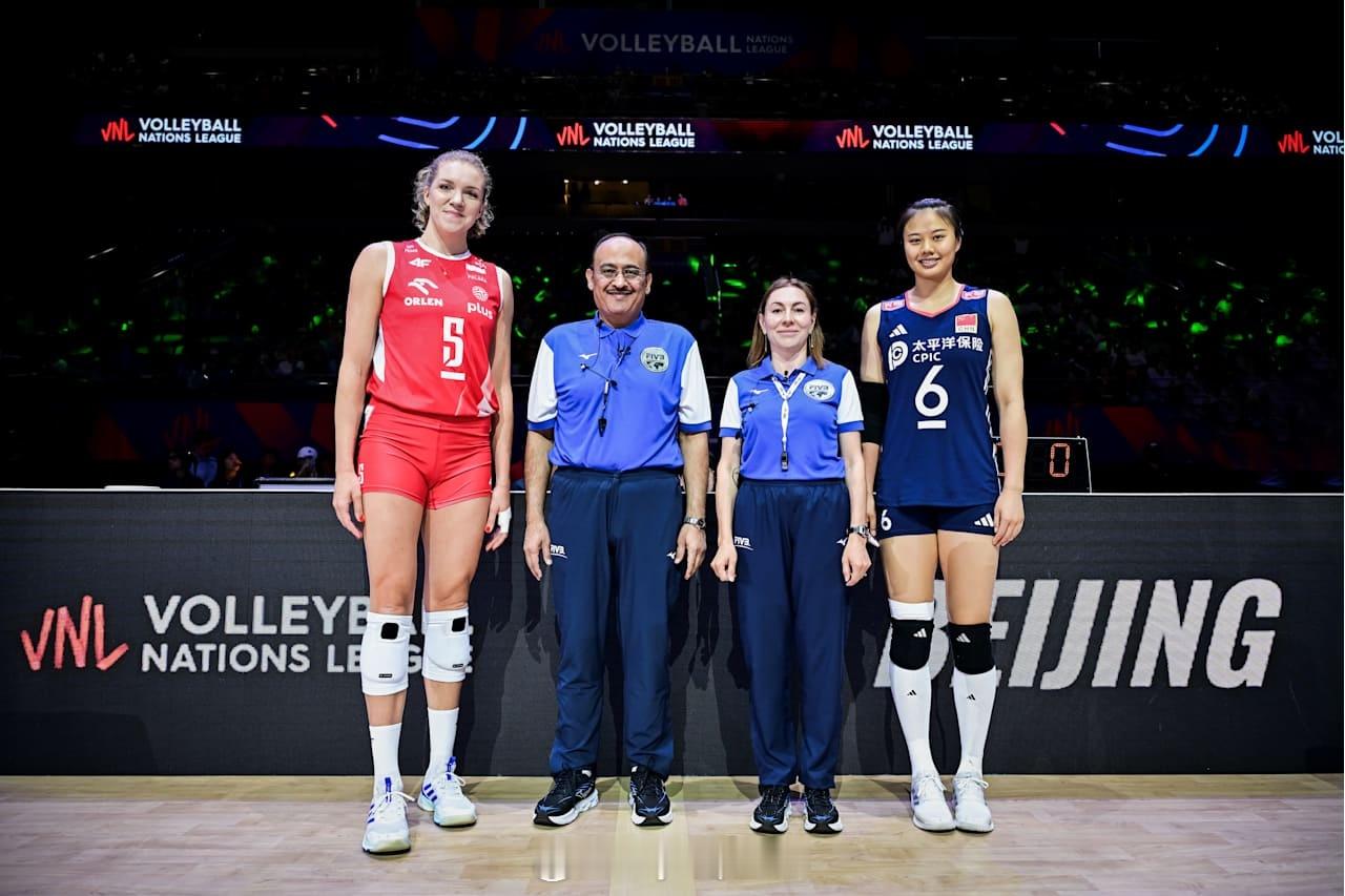 2025世界女排联赛中国女排vs波兰女排​​ ​​​ 第三局中国队19-25再丢