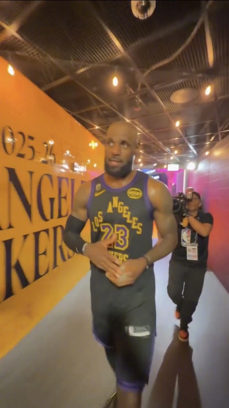 詹姆斯说捍卫了主场优势【詹姆斯：我们捍卫了主场优势拿下重大胜利 要在客场再接再厉