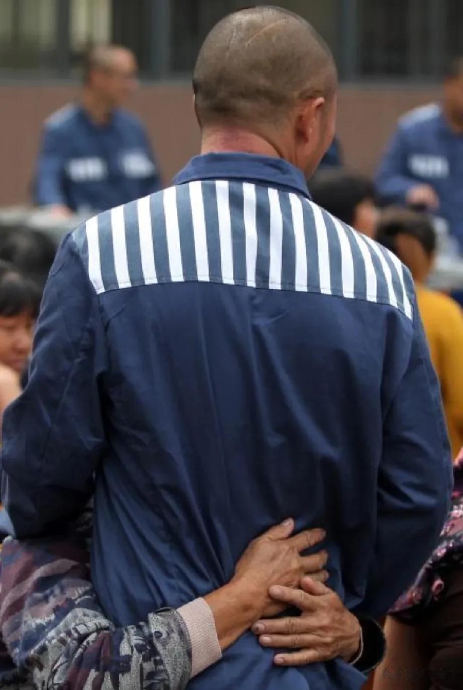 假如说，因为某件事你被冤枉抓进去了，一年后真相大白，那么你白关了一年，能拿到多少