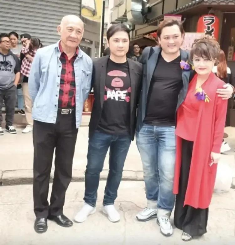 李泳汉反驳掏空父亲积蓄一说，反指弟弟李泳豪要求卖祖屋分钱，并拿走李家鼎340万！