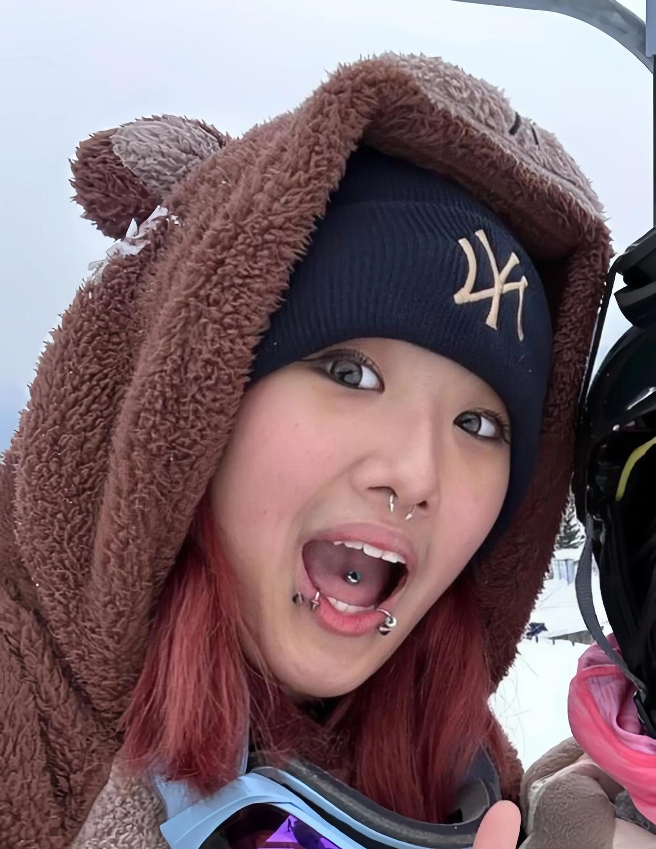 她嘴巴里面装的是啥?有什么好处?