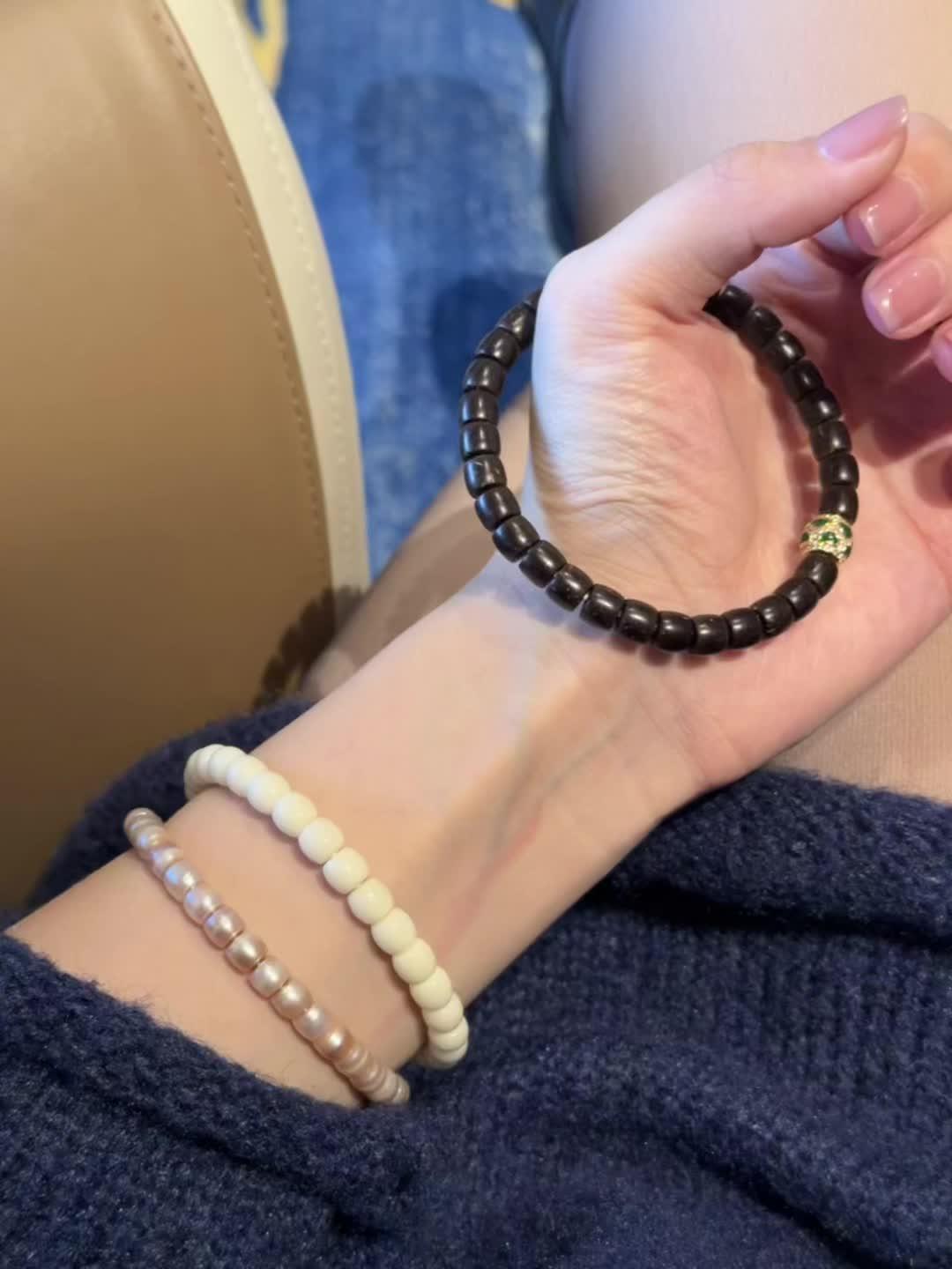 冬天的第一条手串 今天也是被小尺寸手串提升精致感的一天