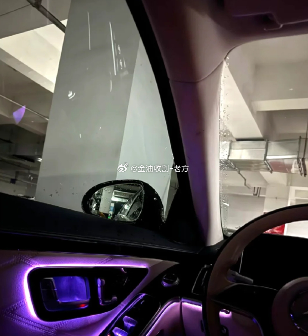 兄弟们早上好。刚把家里两个神兽送到学校，路上车多，折腾一圈，现在总算到公司了。人