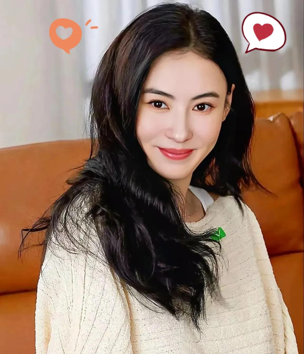 张柏芝为什么不再婚？
真不是没人追，
也不是还惦记前任，而是
人家早就把婚姻从“