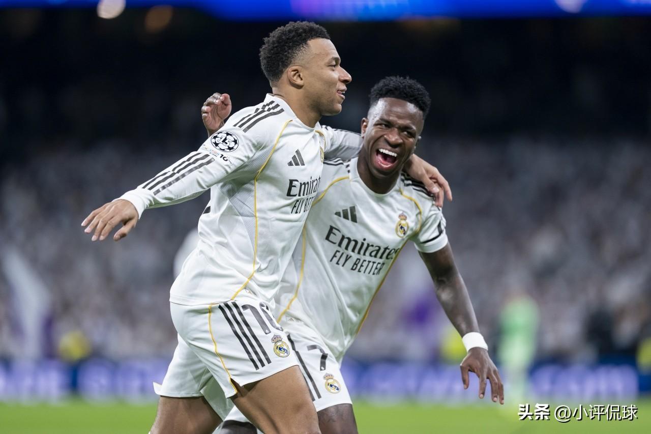 不出意外，今年欧冠4强99%从这四支球队中产生：

1.巴黎 🇫🇷
2.皇马