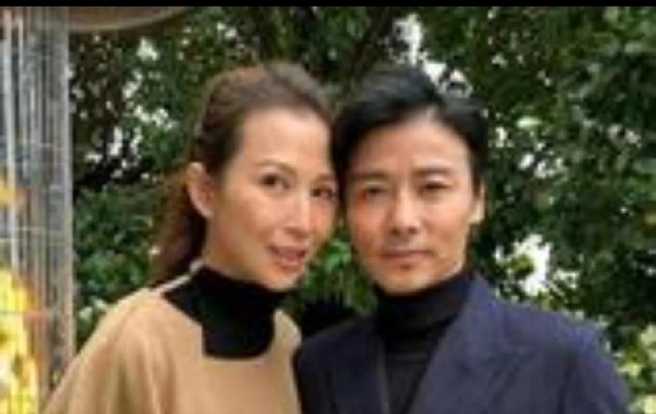 被当众提起妻子过往，张晋一句话圈粉！蔡少芬嫁对人了！

           张