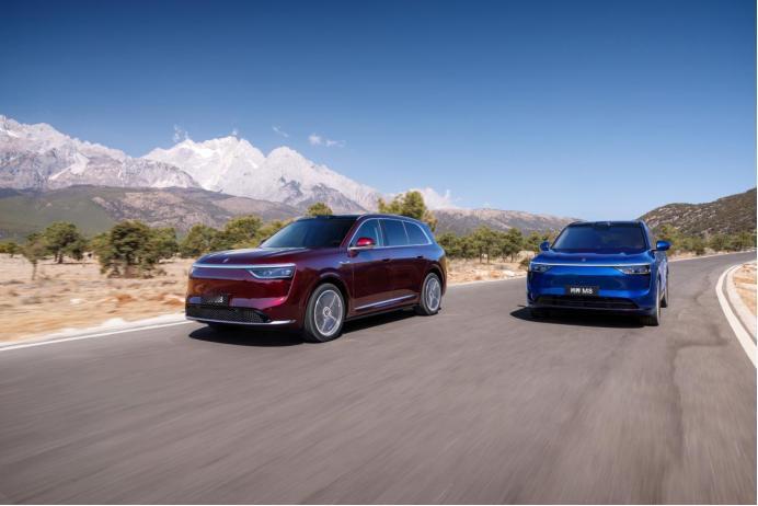 春日踏青、长假出游正当时，问界 M8 纯电版全面焕新，为家庭出行带来全维守护。新