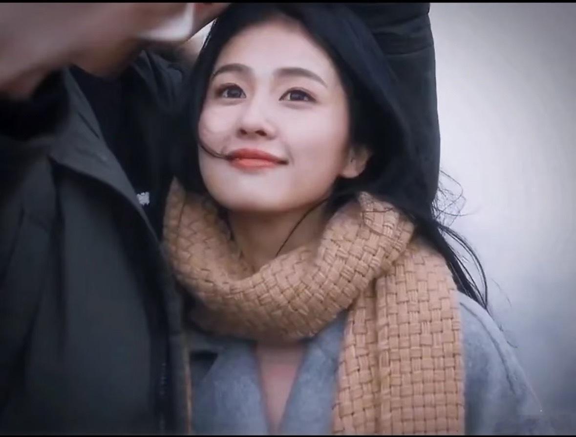 白鹿猫的树合作新歌MV十年重逢，情怀拉满！白鹿携手导演猫的树合作新歌《透明爱人》