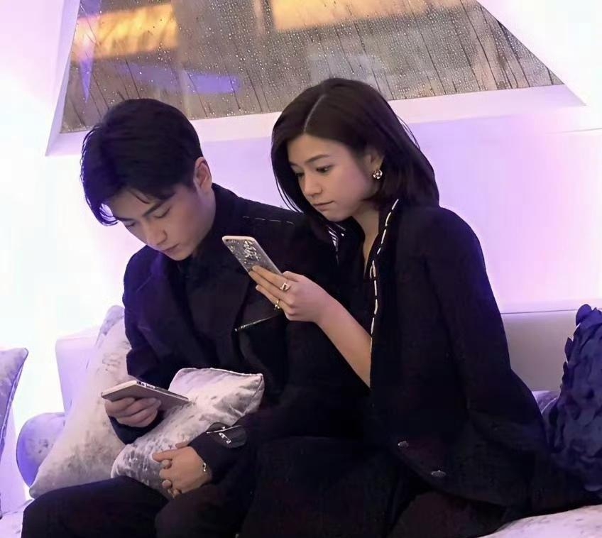 陈晓陈妍希这种恩爱夫妻如今也背道而驰了，你凭什么还相信爱情！ ​​​