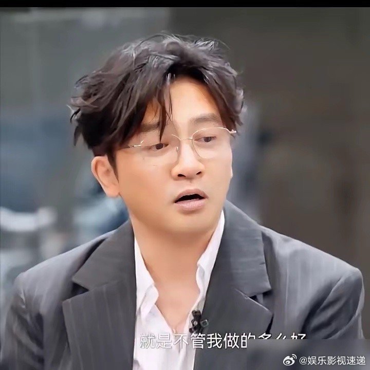 苏有朋，红了一辈子，流量砸到顶，可一聊到母亲，眼泪还是砸下来，就为那点母爱，谁能