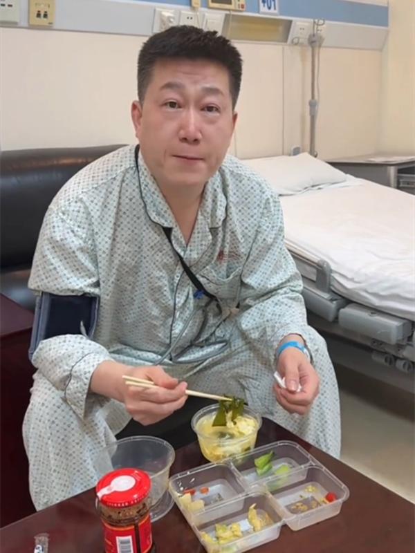 张鹤伦住院了，让关心他的观众、粉丝瞬间紧张了起来！有什么别有病，缺什么别缺钱。张