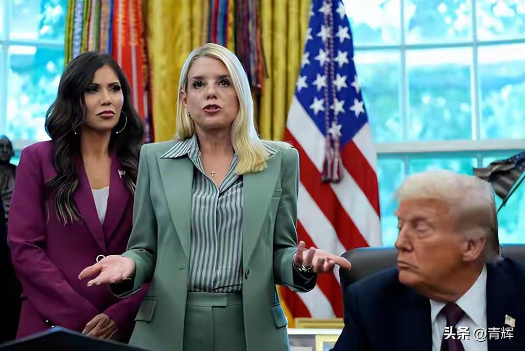 特朗普:女人只会影响拔刀的速度！司法部长苦苦哀求仍被解雇
特朗普目前已经解雇了自