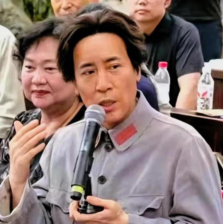 54岁于和伟再破天花板，这一次，他让唐国强和娱乐圈很多人都“沉默”了！

 
在