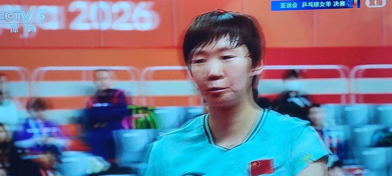 恭喜曼昱4:2战胜队友莎莎，荣获亚运会乒乓球女单冠军！
不能不说，在曼昱4:1淘