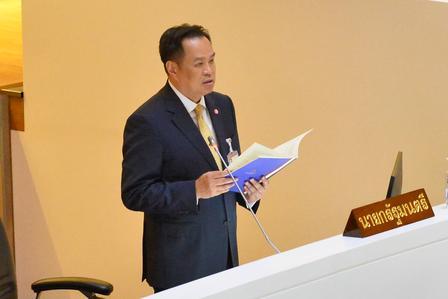 泰国总理撂狠话：要死回家去死，犯不着来泰国死！9 月 17 日，泰国总理兼内政部