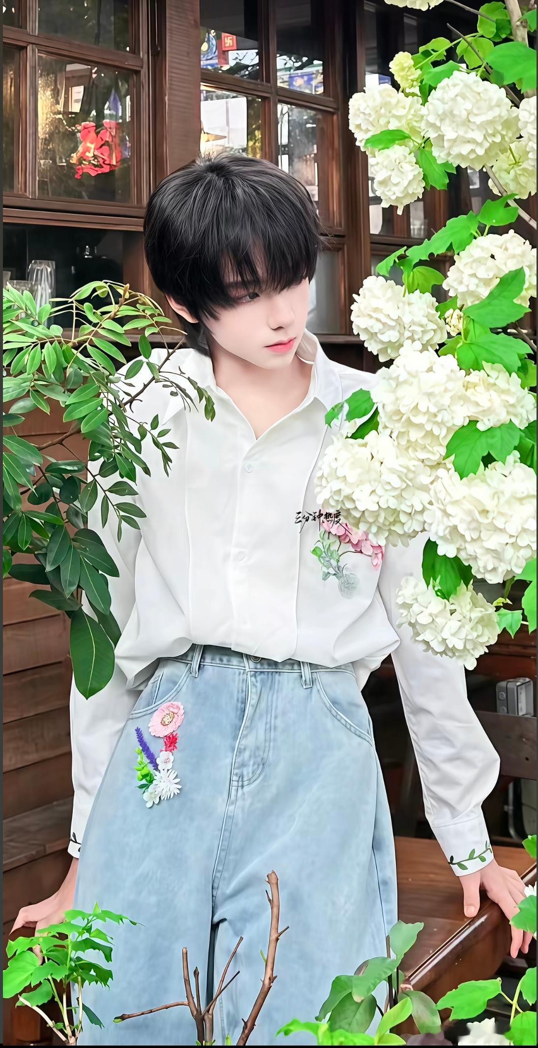 🩵  🩵  “在遥远的追梦途中 你成为了我的光”  