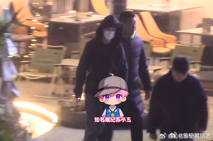 李昀锐直接蹦下去了 李昀锐直接蹦下去了  感觉咱们小龄体育生的DNA动了起来了！