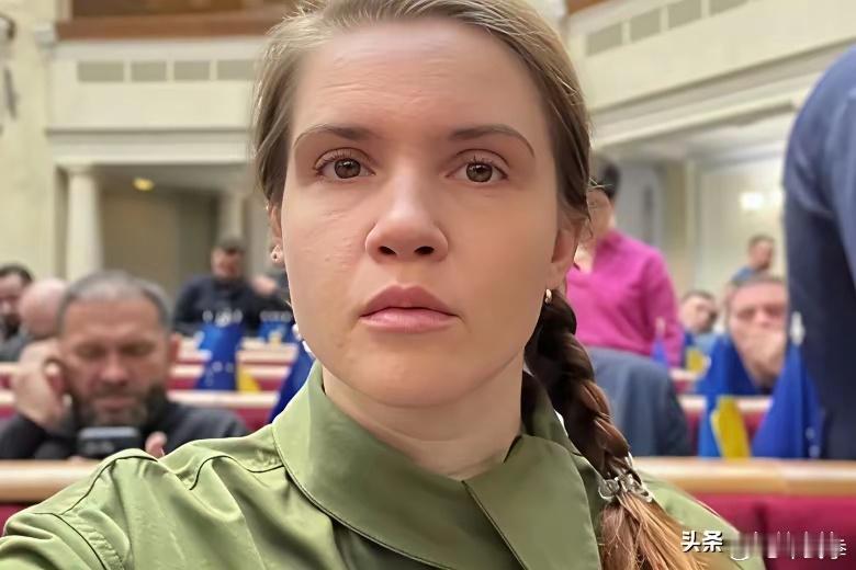 乌克兰女议员提议动员女性上前线与俄军作战！        代表乌克兰执政党“人民