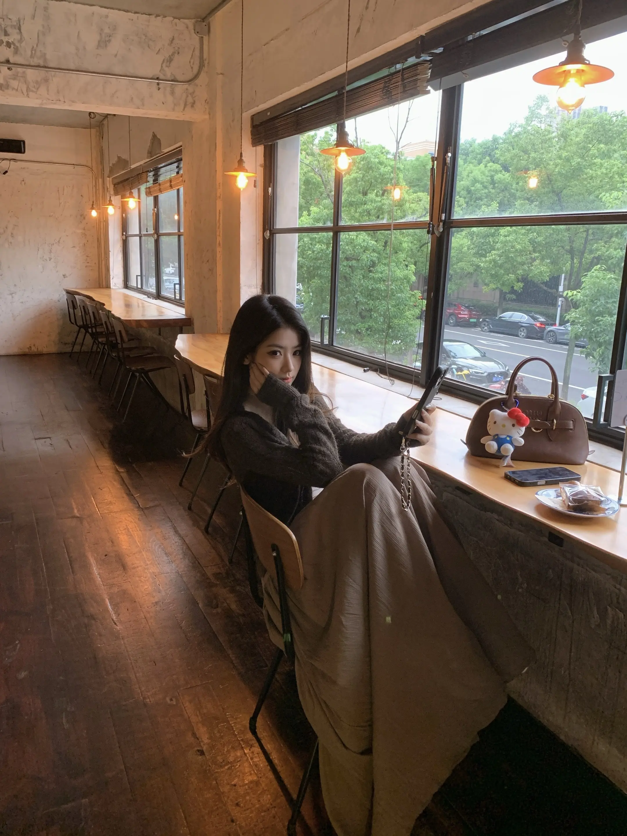 ootd穿搭拍照 穿搭没有公式 复古暗调色系