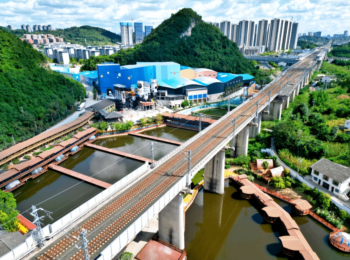 贵阳贵安高质量发展“新脉动”｜贵阳老搅拌站蜕变成网红工业乐园