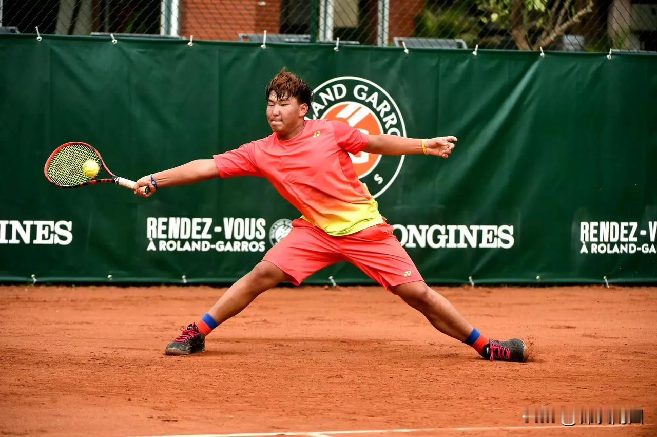 十年寒窗无人问，一朝成名天下知。布云朝克特在中网的一鸣惊人，晋级4强，让更多的人