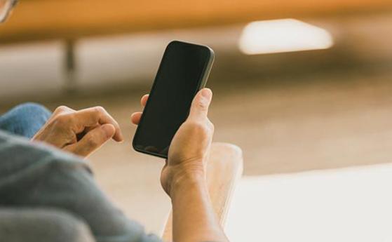【OpenAI智能体手机冲击明年量产】据知名科技分析师郭明錤透露，OpenAI正