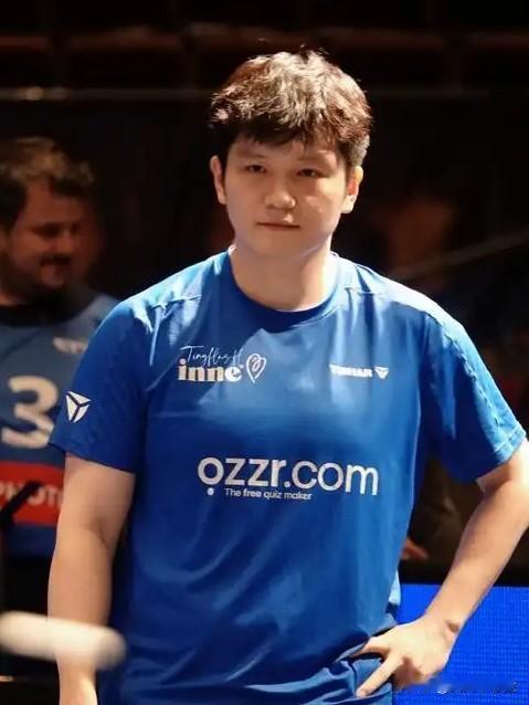 以下是他在欧冠淘汰赛阶段的详细表现：

🏓 半决赛：统治级的“热身”

在半决