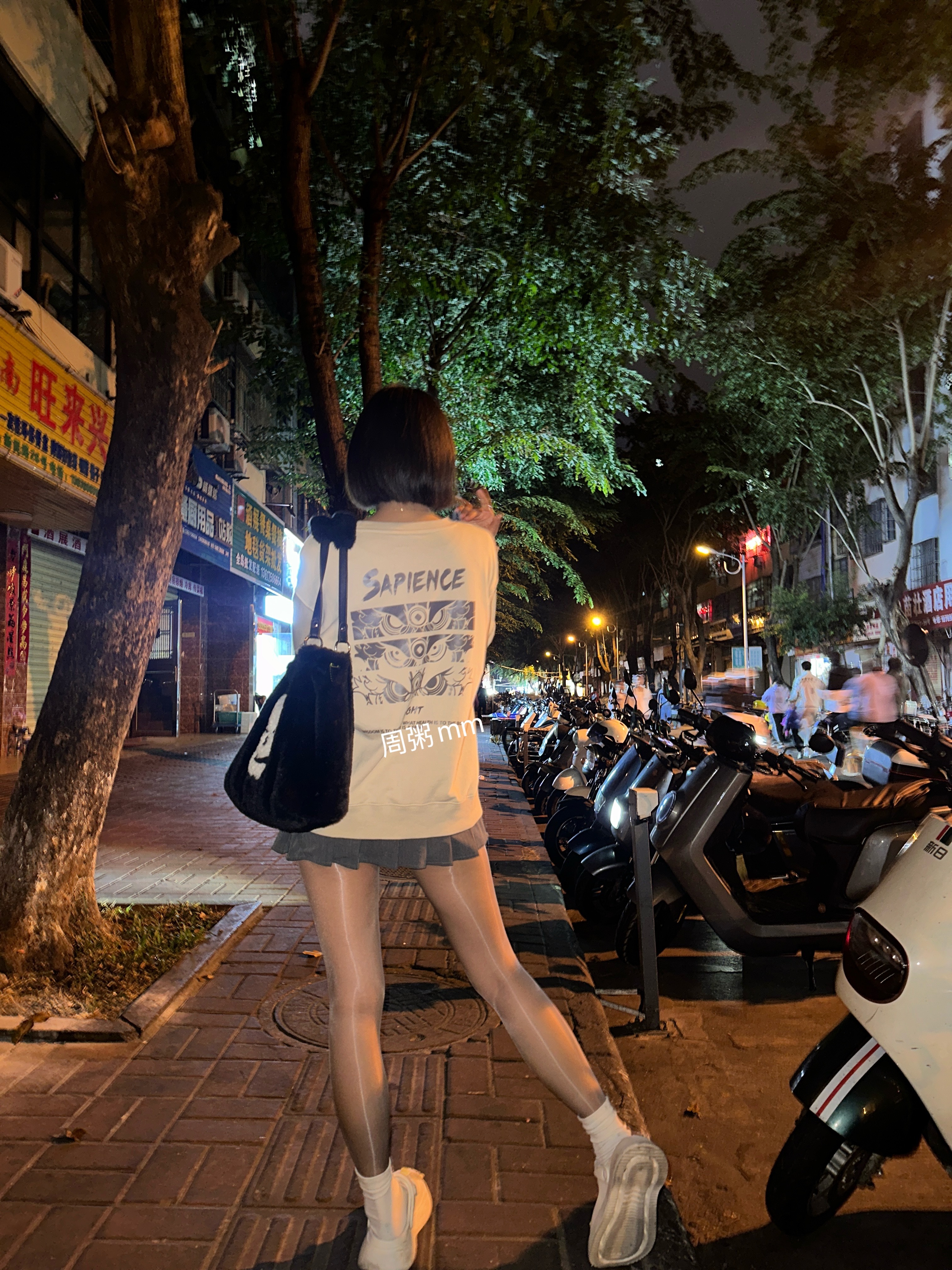 短发 ​​​