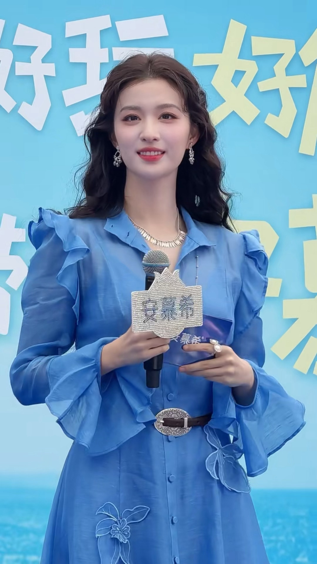 王楚然川西氧气美人姐姐美成这样有什么烦恼吗 ​​​