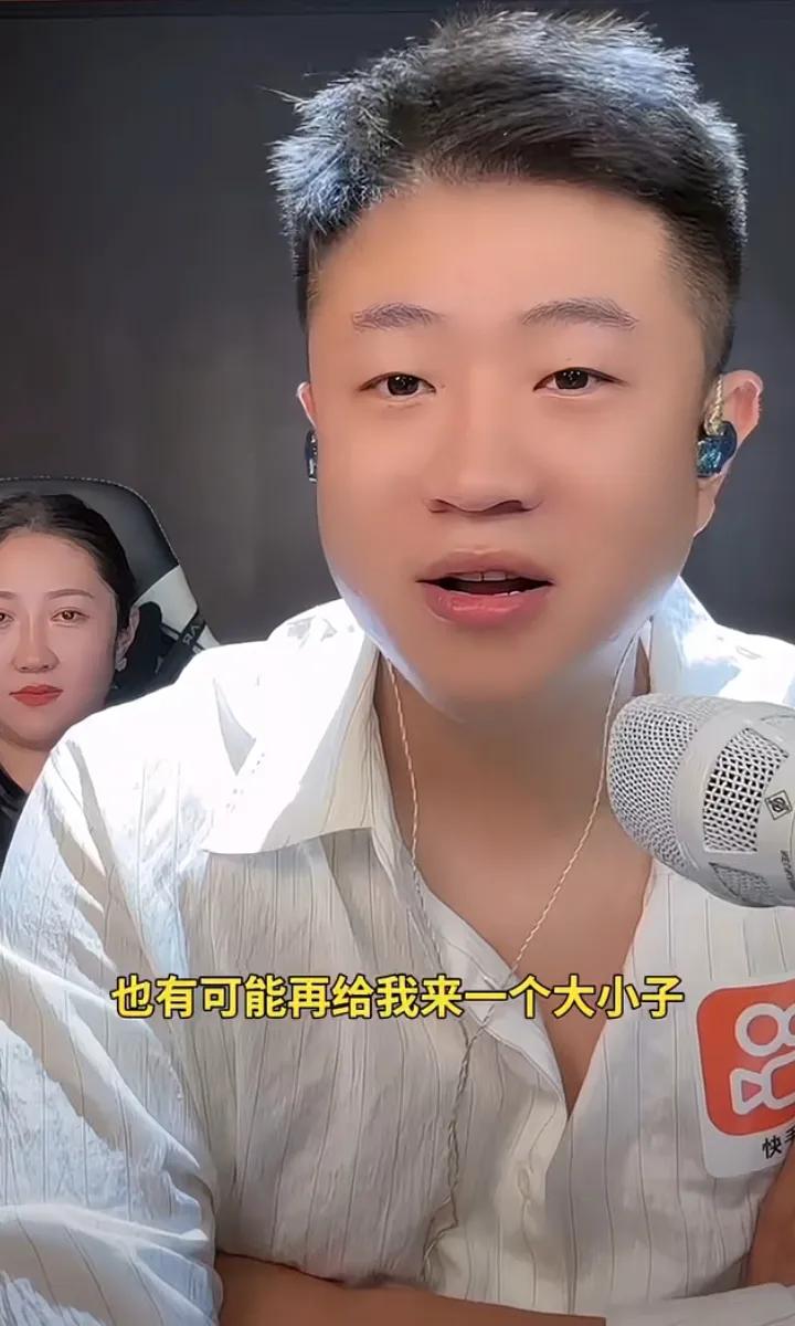 家庭纠纷后，王亮变成熟了，三个表现令人欣慰:

1、王亮自从6月底复出之后，他代
