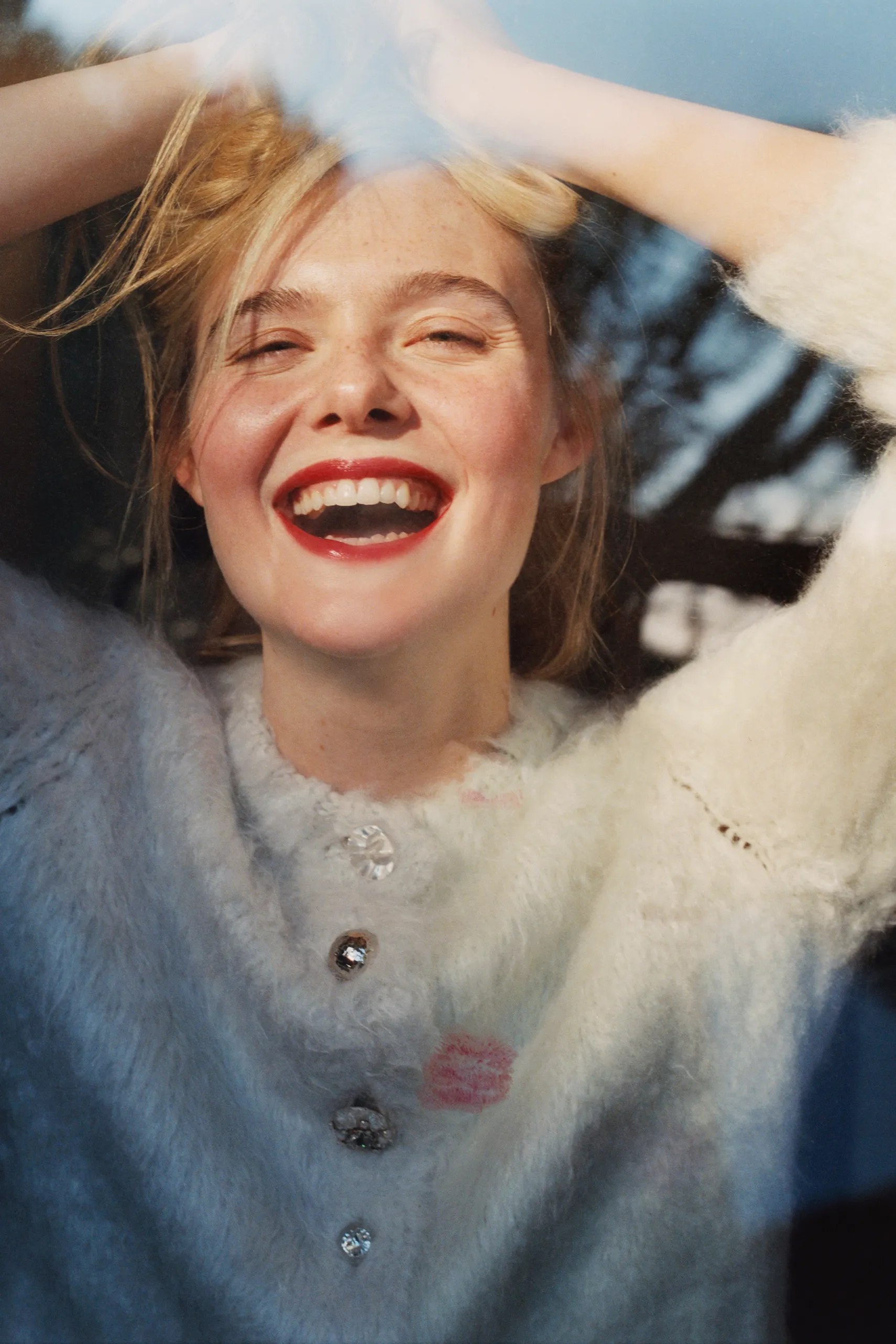 艾丽·范宁 为《Vogue》西班牙版2026年4月号拍摄的写真照组图摄影：Cla