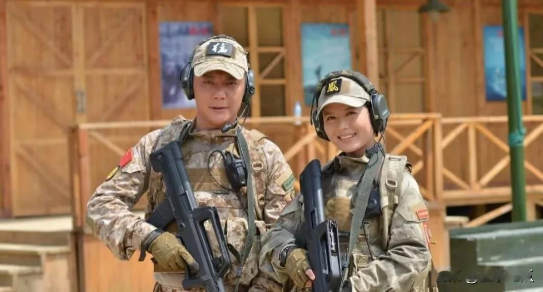 博鹏程和程素是多么般配的一对啊！两人的颜值、个子、演技都很般配。为何男士要抛妻弃