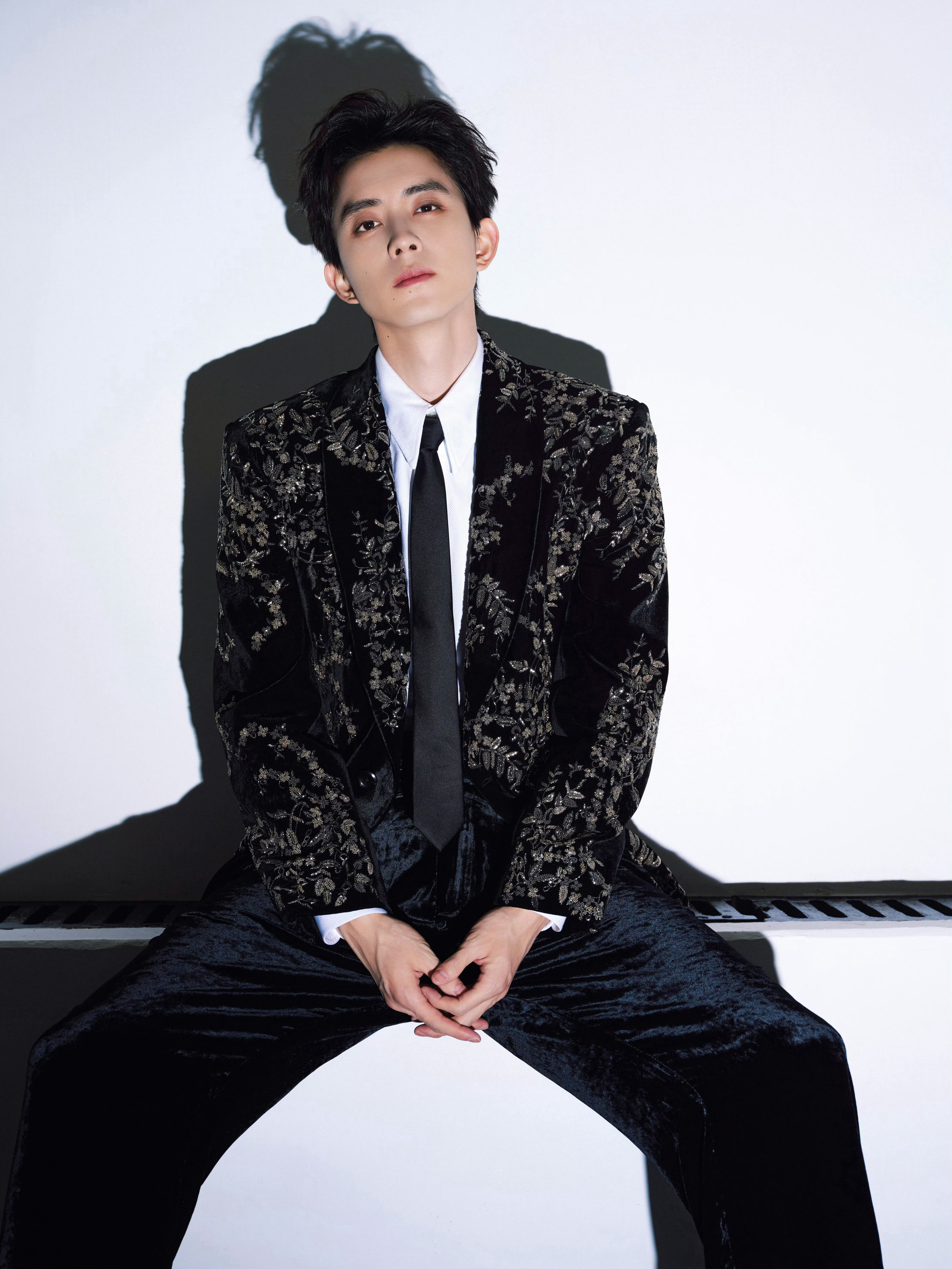 敖瑞鹏尖叫之夜出图好权威的颜值都帅成什么样了