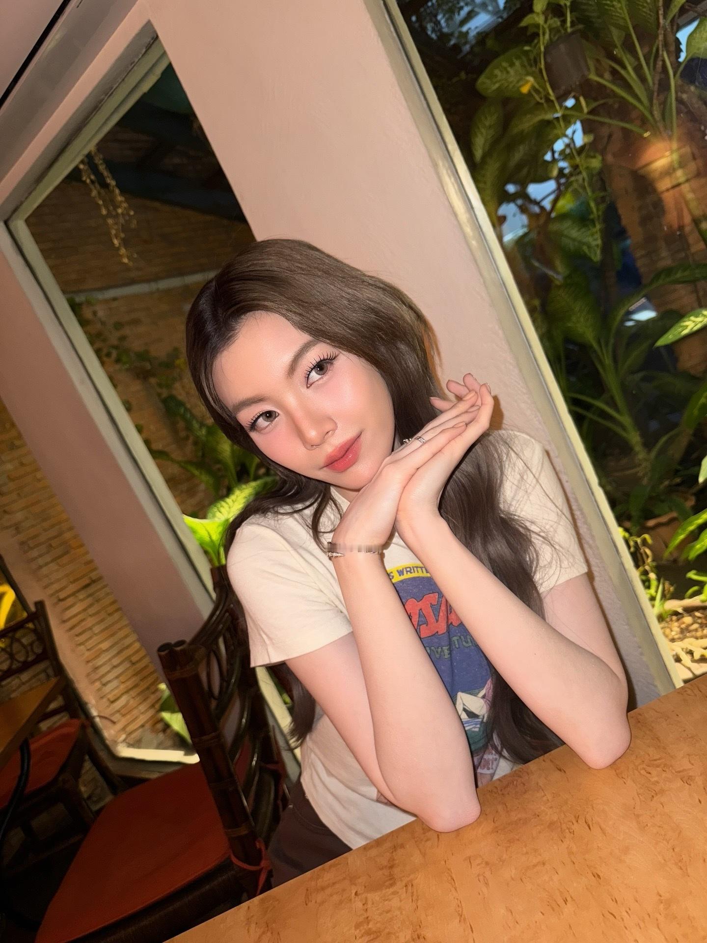 陈奥ig更新欧尼欧尼 拍这么好看是不是女朋友拍的 ​​​