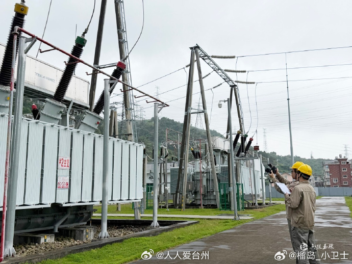 台州玉环补齐供电短板 6月13日，随着线路冲击成功，台州玉环古城220千伏变电站