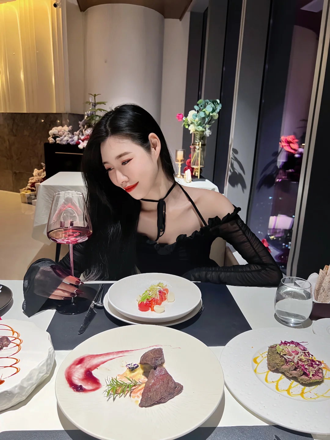 经常请吃饭的漂亮姐姐
