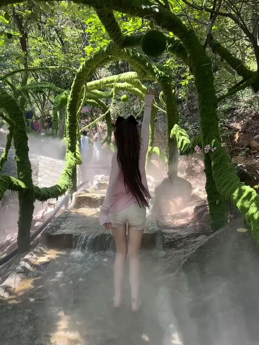 你像大场大雨 淋湿我的眼睛