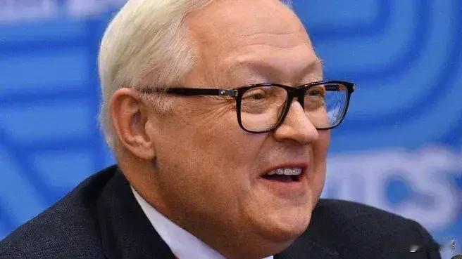 【“俄罗斯吓不倒”】针对美国总统唐纳德·特朗普提及的美方所谓秘密武器，俄副外长谢