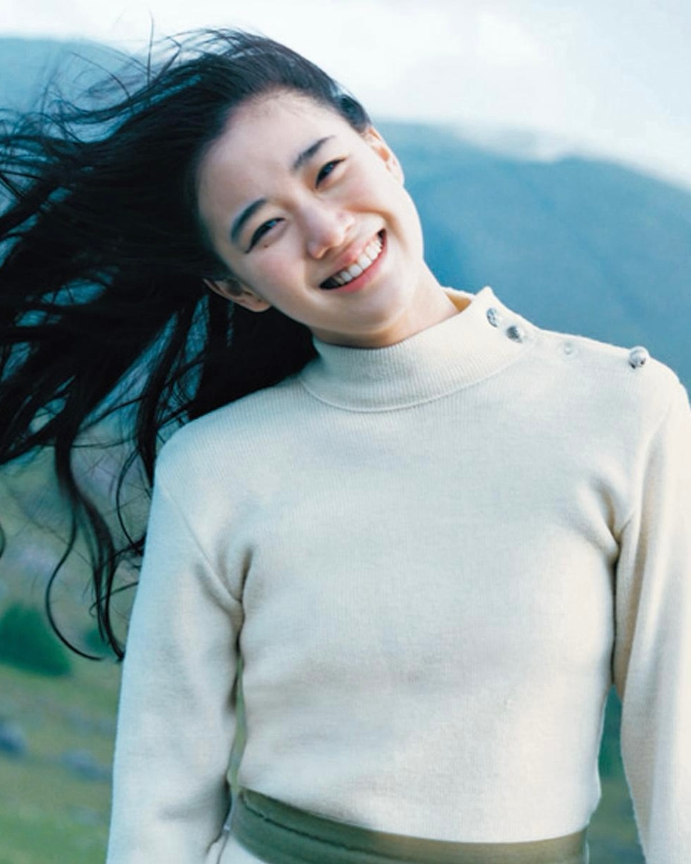 2011年，《偶然》中的苍井优。 